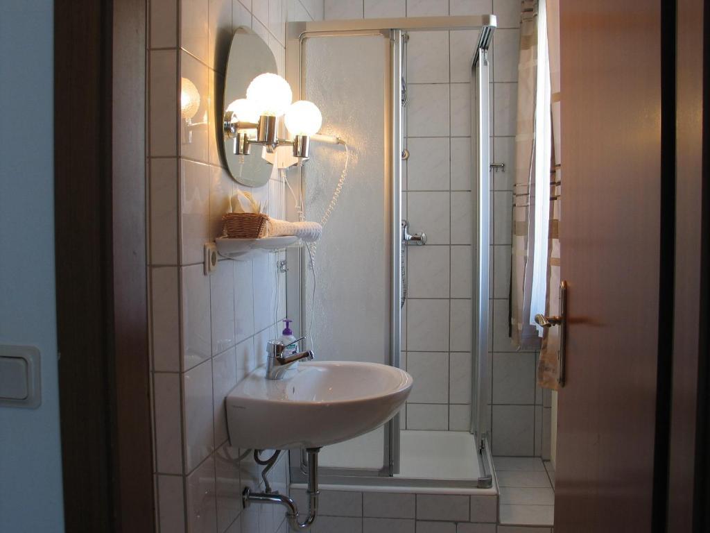 Restaurant Landgasthof Zum Wiesengrund Newel Room photo